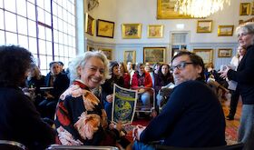 Difundiendo Dancing Historyies Socios en accin