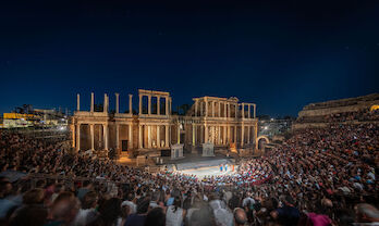 El Festival de Mrida y la Ctedra Vargas Llosa convocan I Premio Internacional Odiseo y Penlope