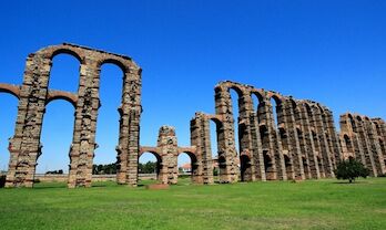 Merida acoger el acto de la Junta para celebrar por primera vez el Da del Turismo