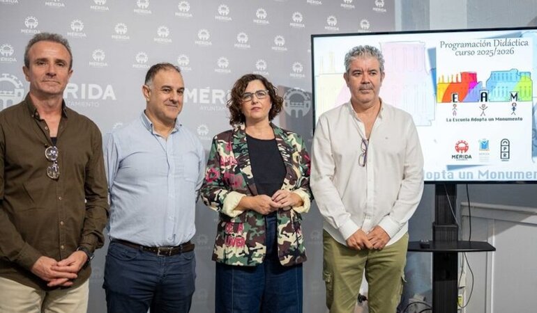 Mrida acerca su patrimonio al alumnado con teatro talleres y actividades