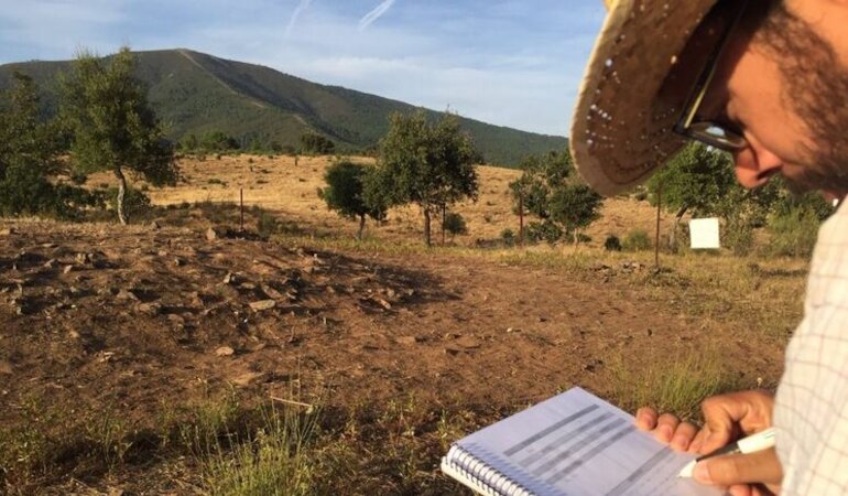 La nueva excavacin del plan Pradocastao en Hernn Prez trabaja sobre Dolmen de la Majadilla